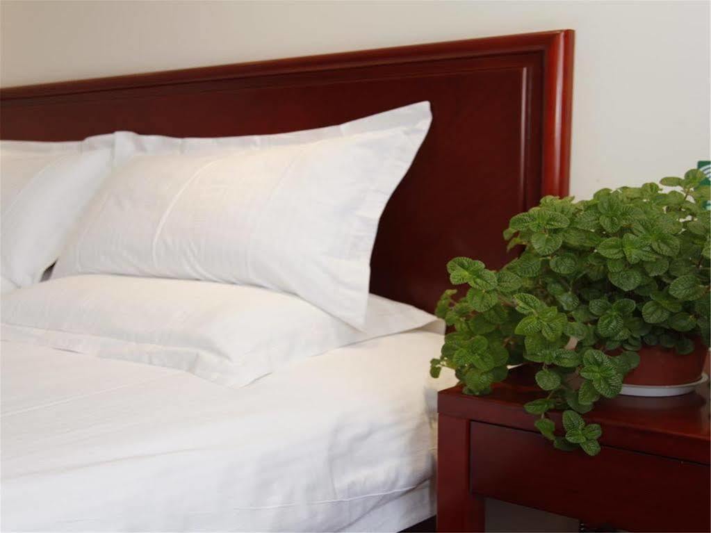 Greentree Alliance Beijing Film Academy Hotel Екстер'єр фото